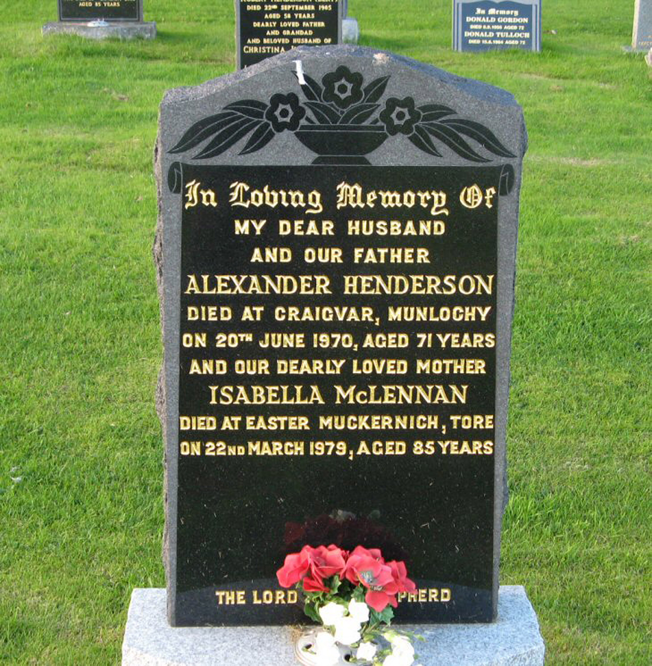Photo of headstones/Isabella McLennan died 1979 MI Tore1